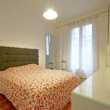 Appartamento Cosy Apt Near Batignolles And Montmartre Parigi